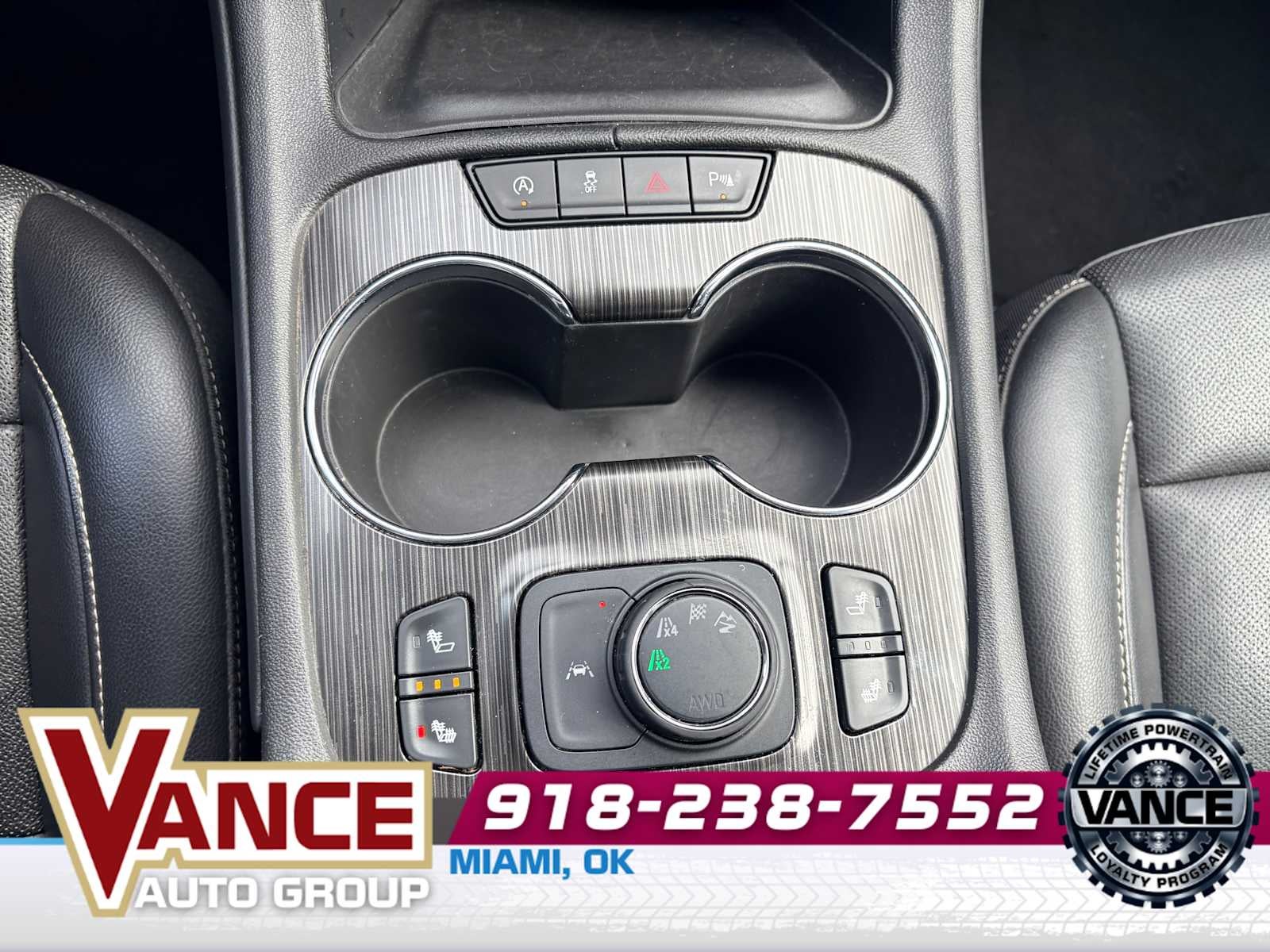 2023 GMC Acadia AWD SLT