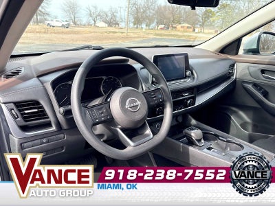 2023 Nissan Rogue SV FWD