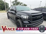 2017 Toyota Tundra SR5 5.7L V8