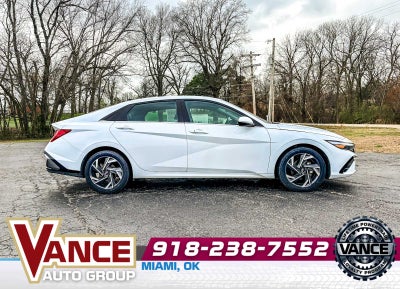 2025 Hyundai Elantra SEL Convenience