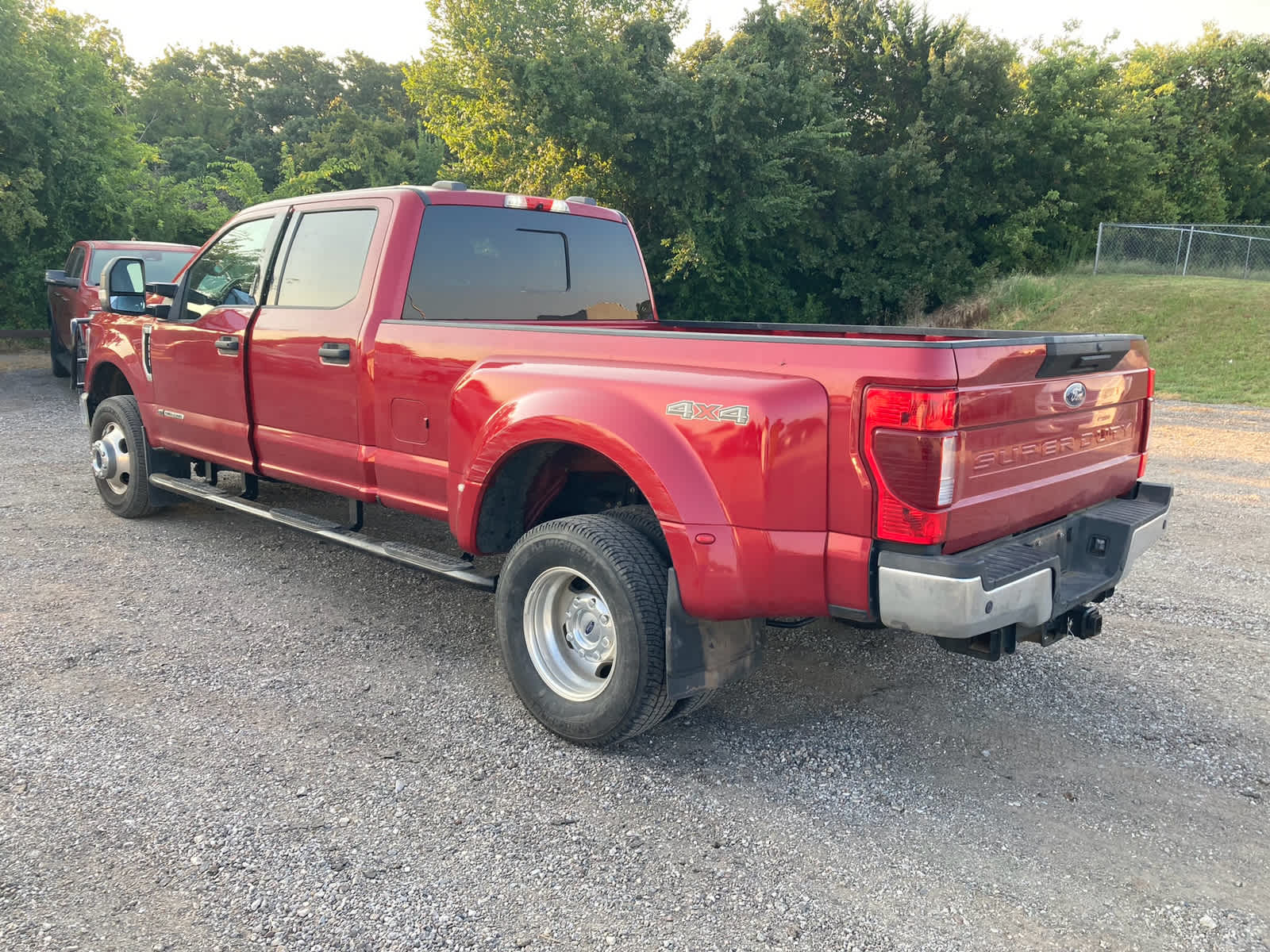 2022 Ford Super Duty F-350 DRW Pickup XLT