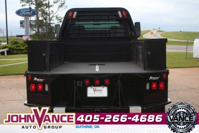 2005 GMC C4500 Crew Cab 2WD