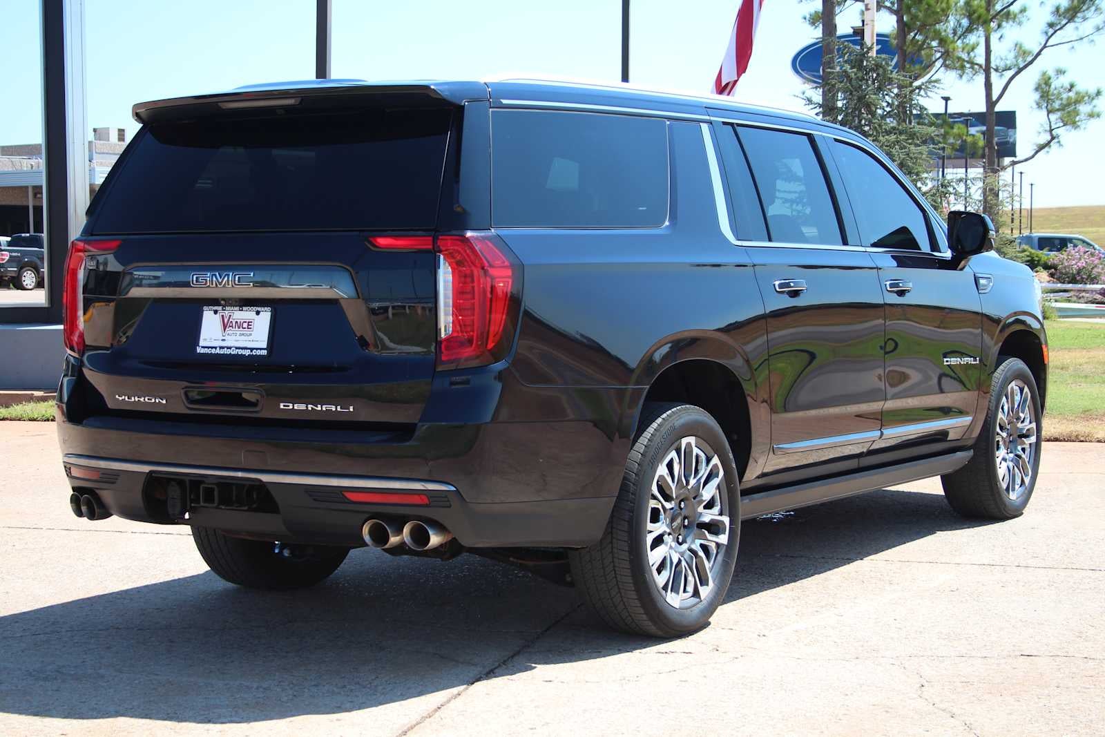2023 GMC Yukon XL Denali Ultimate