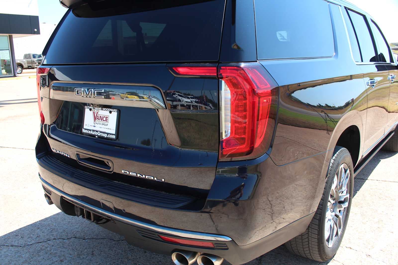 2023 GMC Yukon XL Denali Ultimate
