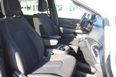 2023 Chrysler Pacifica Touring
