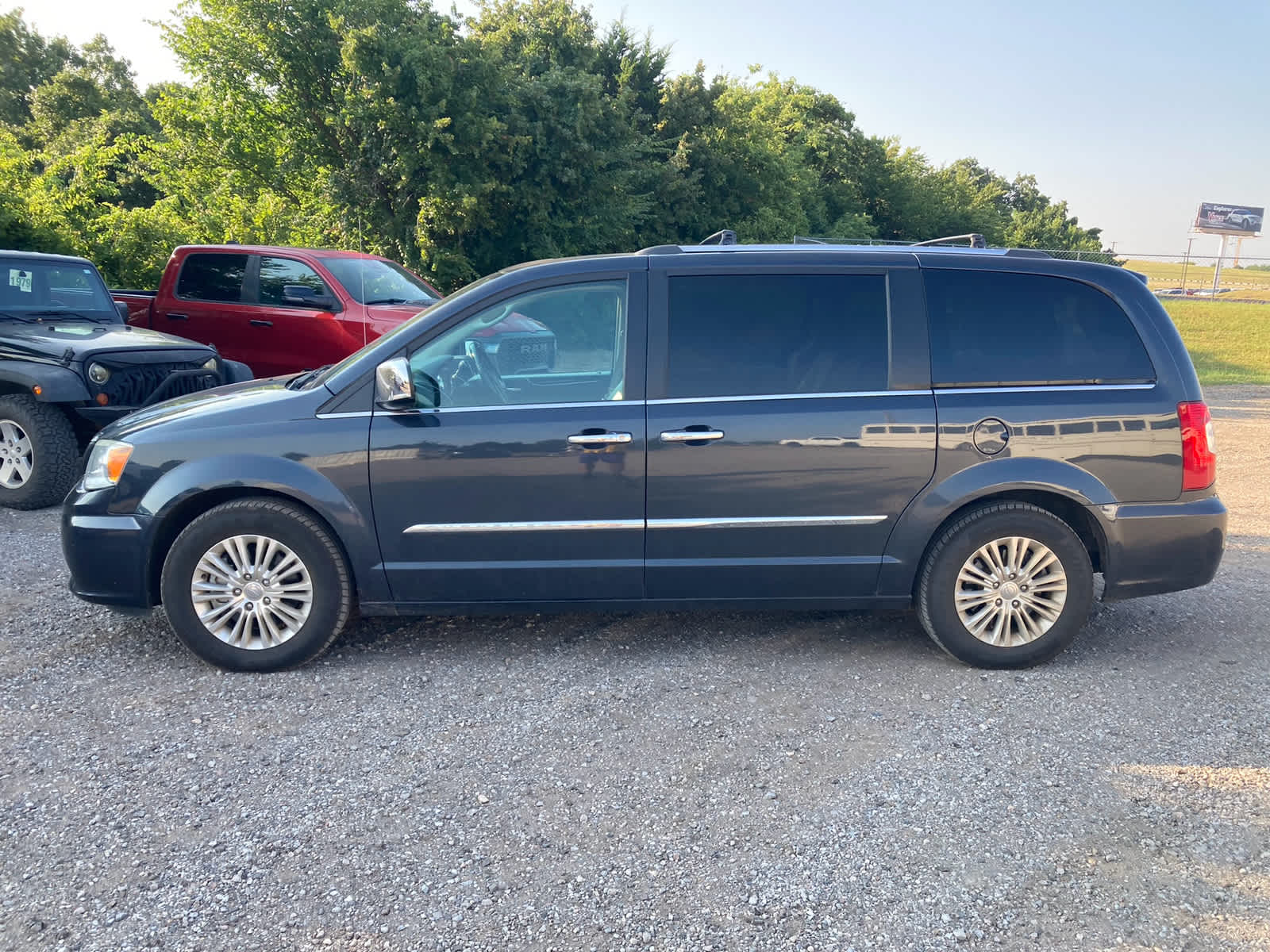 2014 Chrysler Town & Country Limited