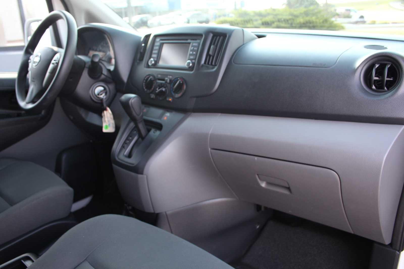 2018 Nissan NV200 SV