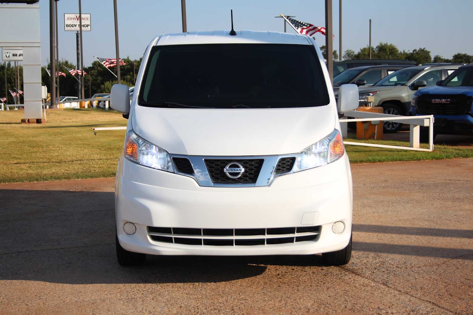 2018 Nissan NV200 SV