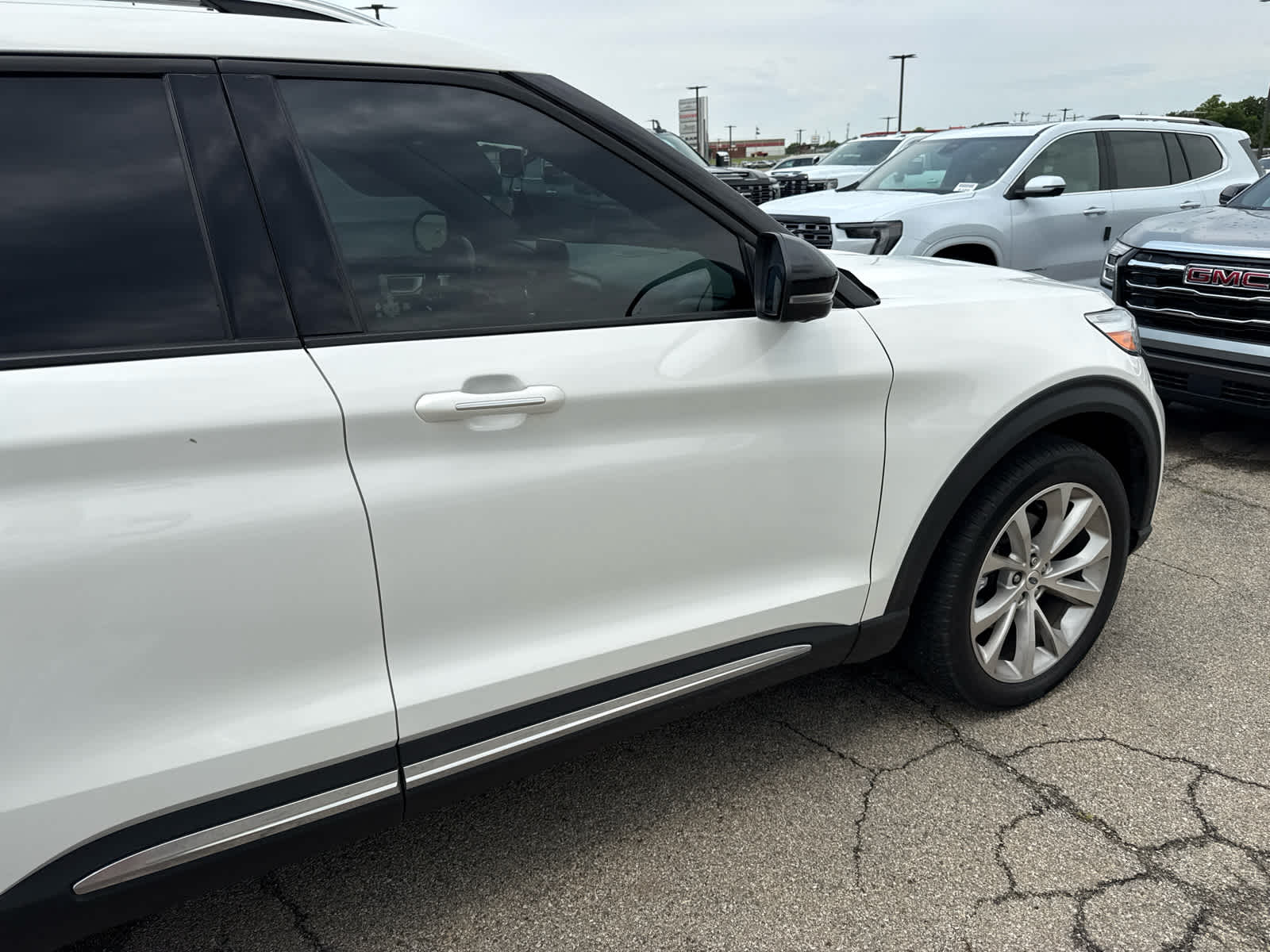 2023 Ford Explorer Platinum
