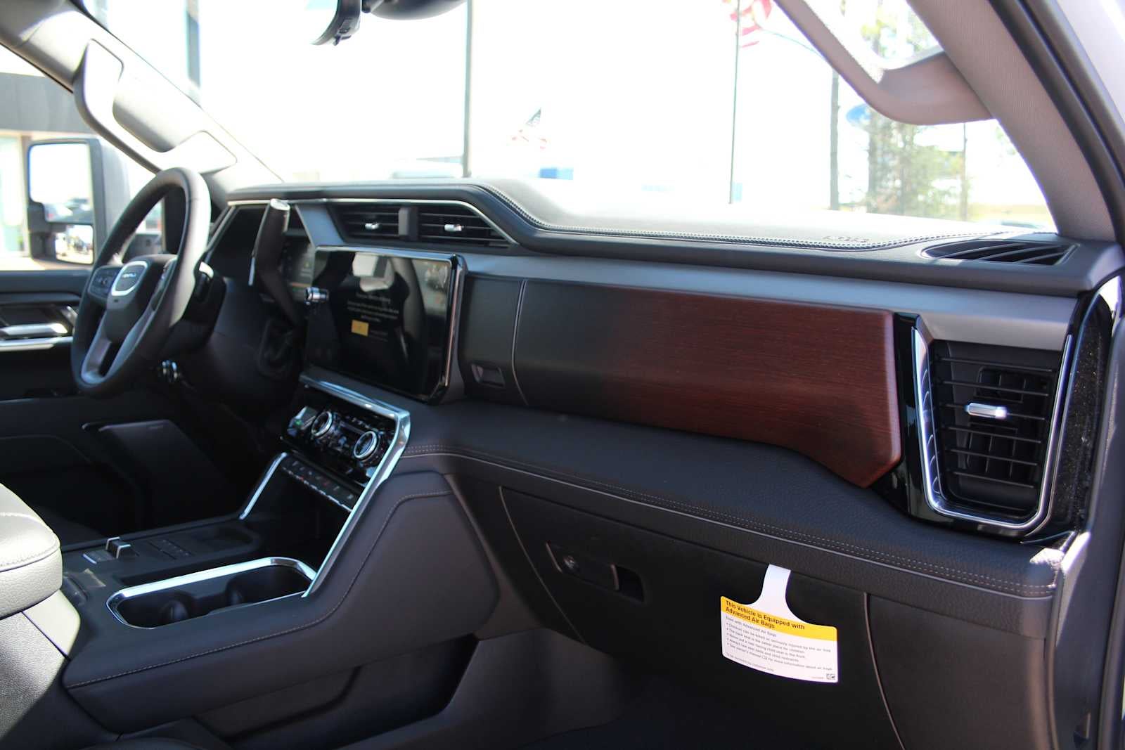 2026 GMC Sierra 3500HD Denali DRW