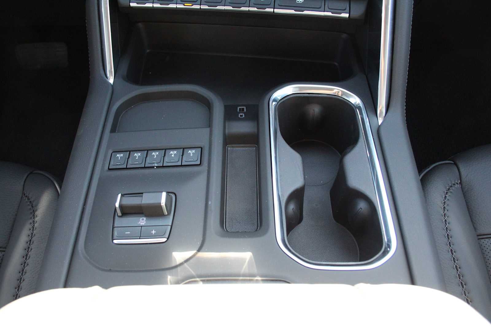 2026 GMC Sierra 3500HD Denali DRW