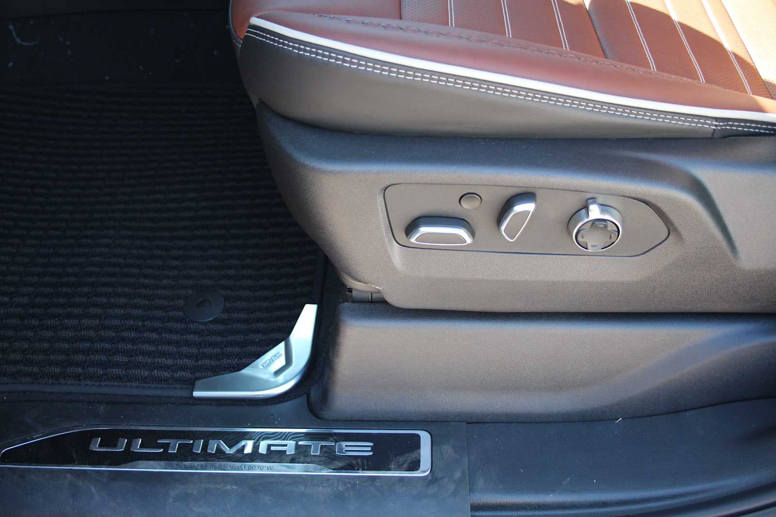 2026 GMC Sierra 3500HD Denali Ultimate DRW