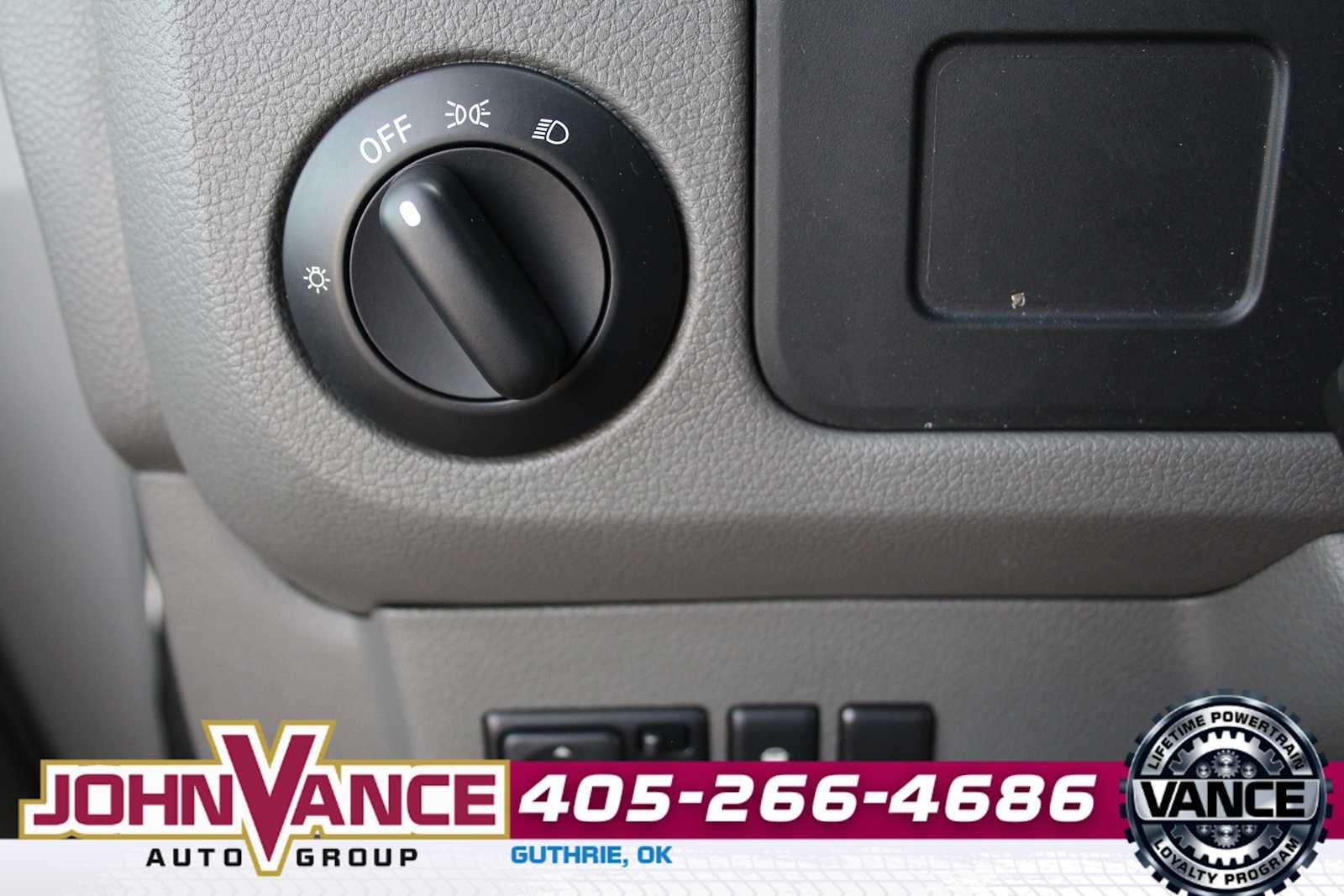 2019 Nissan NV Cargo SV