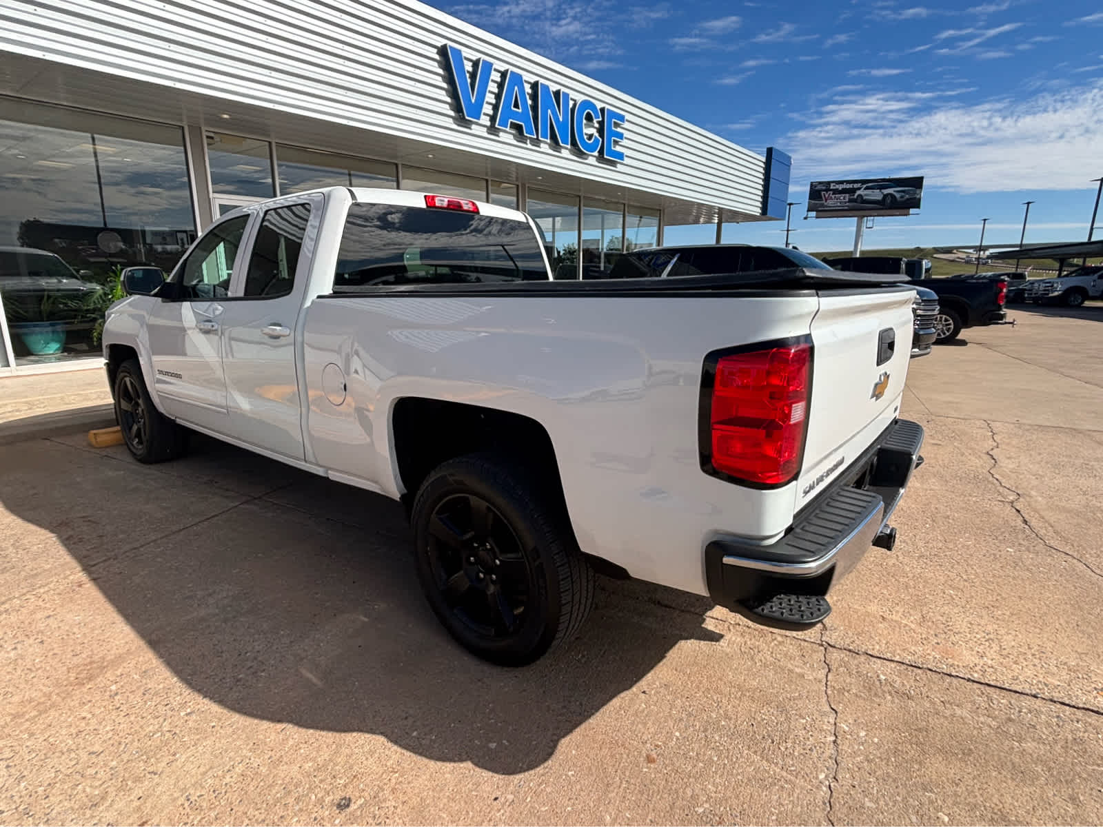 2019 Chevrolet Silverado LD LT