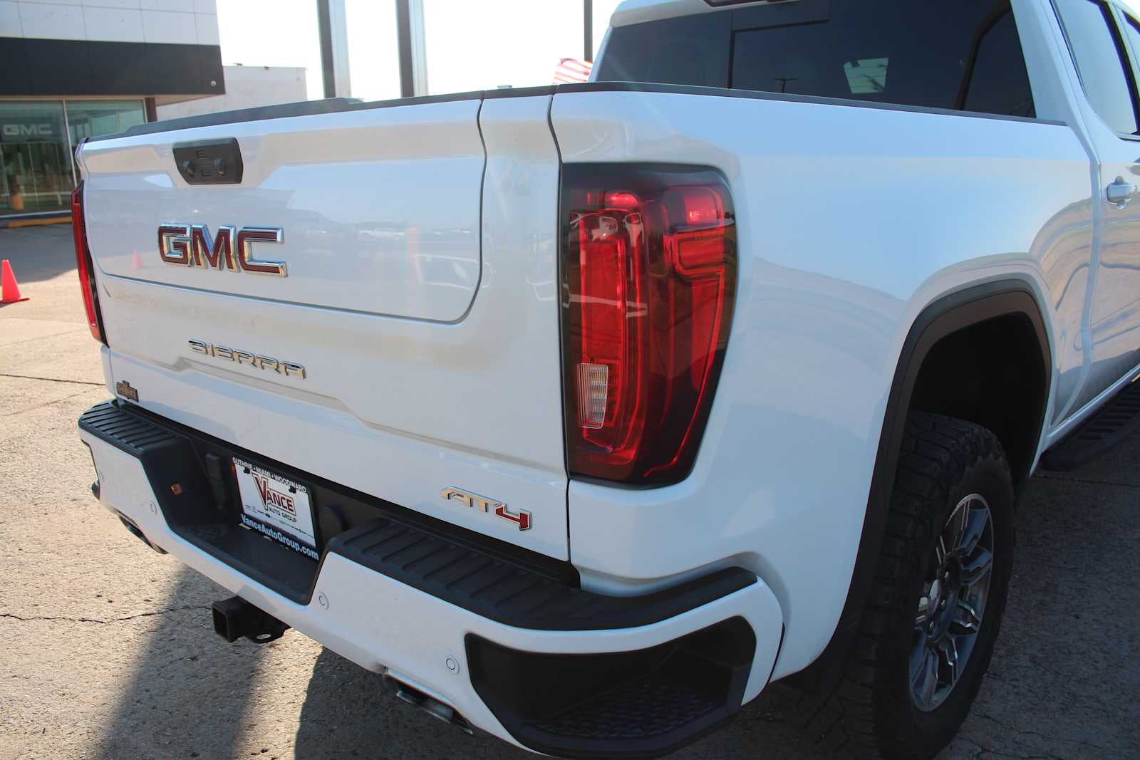 2024 GMC Sierra 1500 AT4