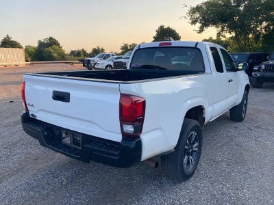 2022 Toyota Tacoma 4WD SR