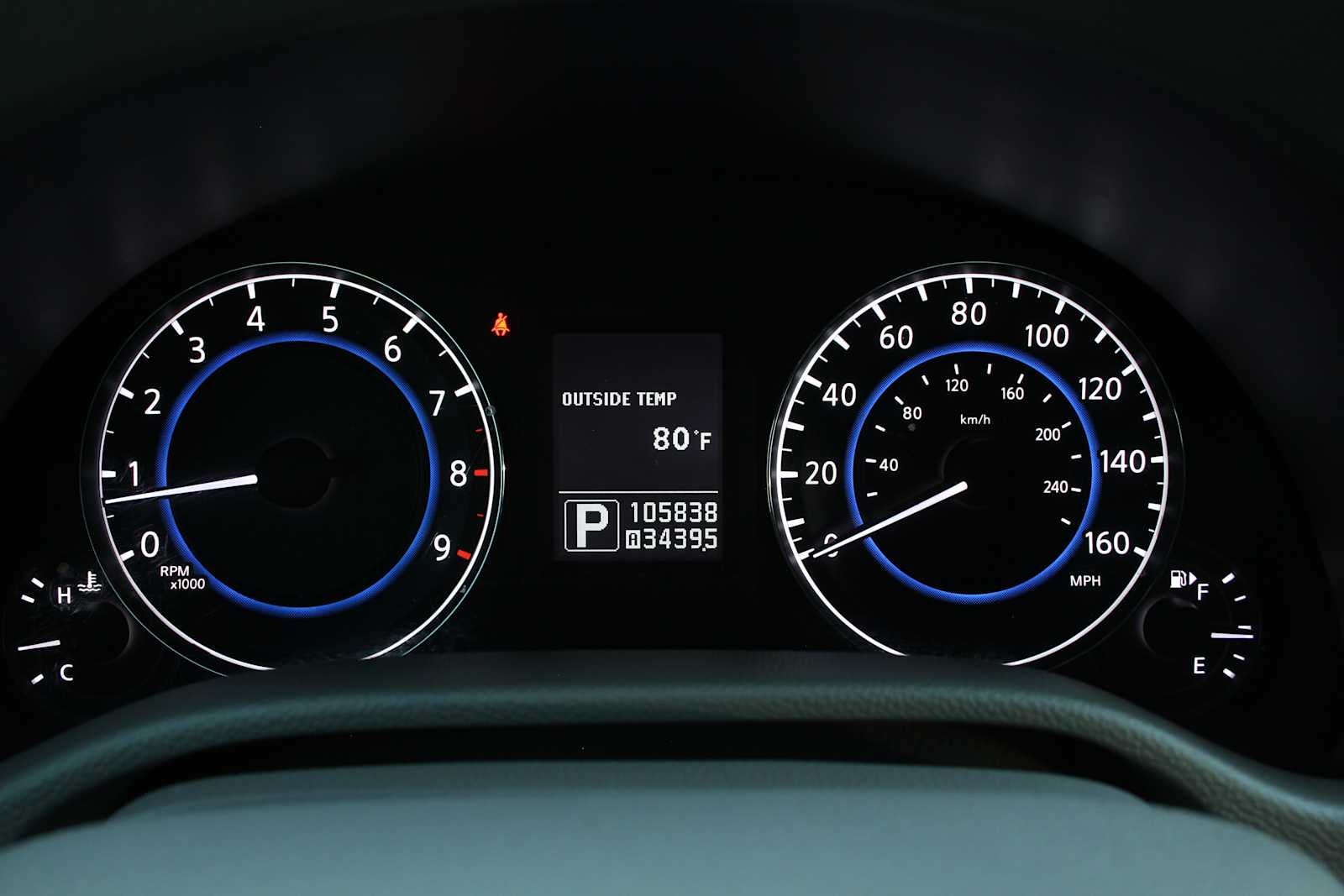 2014 INFINITI Q60 Convertible Base