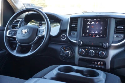 2020 RAM Ram 1500 Big Horn Crew Cab 4x4 5'7' Box