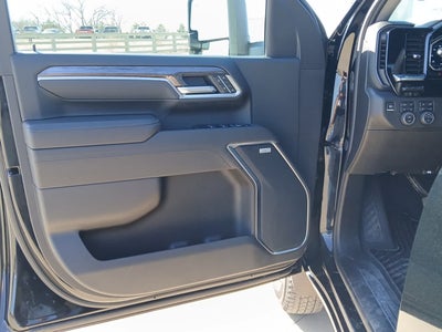 2025 Chevrolet Silverado 3500HD 4WD Crew Cab Long Bed LTZ