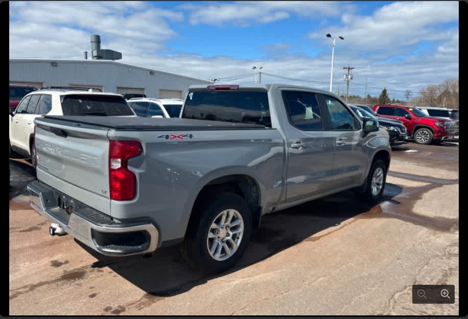 2024 Chevrolet Silverado 1500 4WD Crew Cab Short Bed LT with 2FL