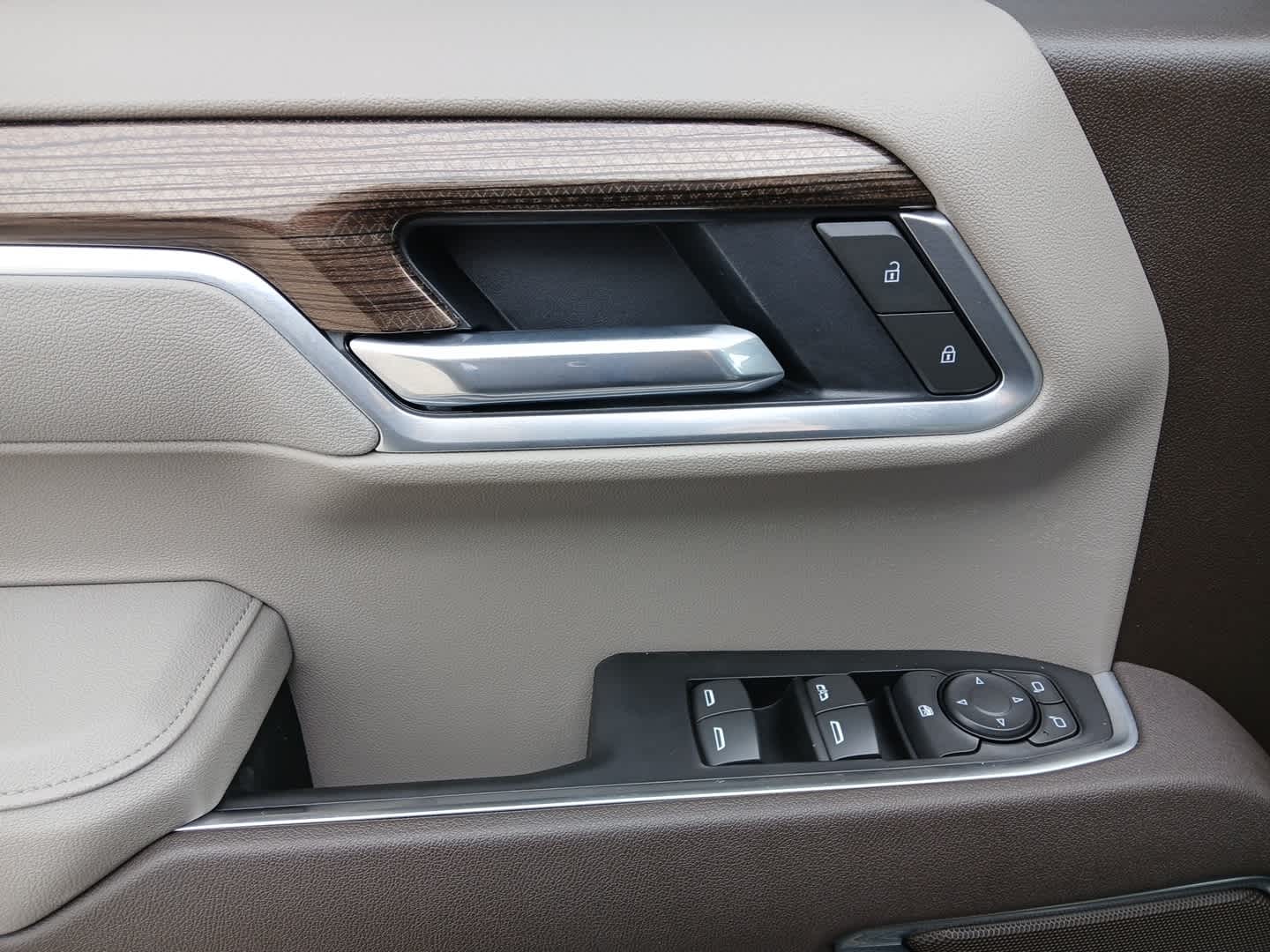 2025 Chevrolet Silverado 1500 4WD Crew Cab Standard Bed LT