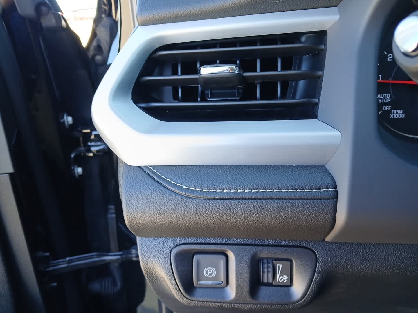 2023 GMC Acadia FWD SLT