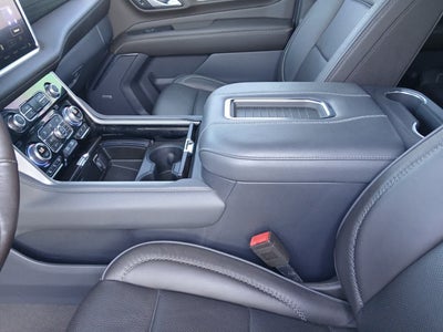 2022 GMC Yukon 4WD Denali