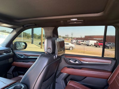 2023 GMC Yukon XL 4WD Denali Ultimate