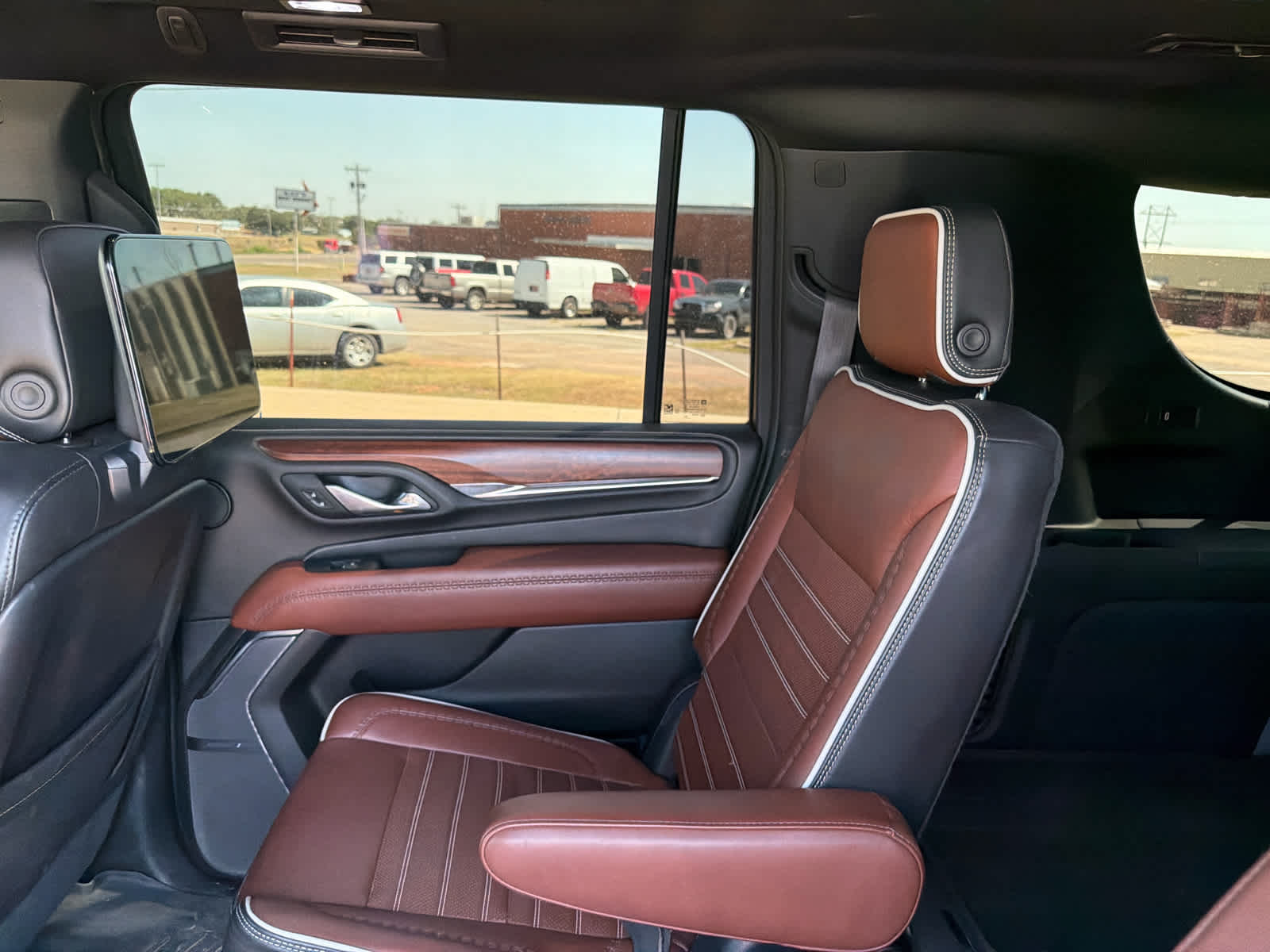 2023 GMC Yukon XL 4WD Denali Ultimate