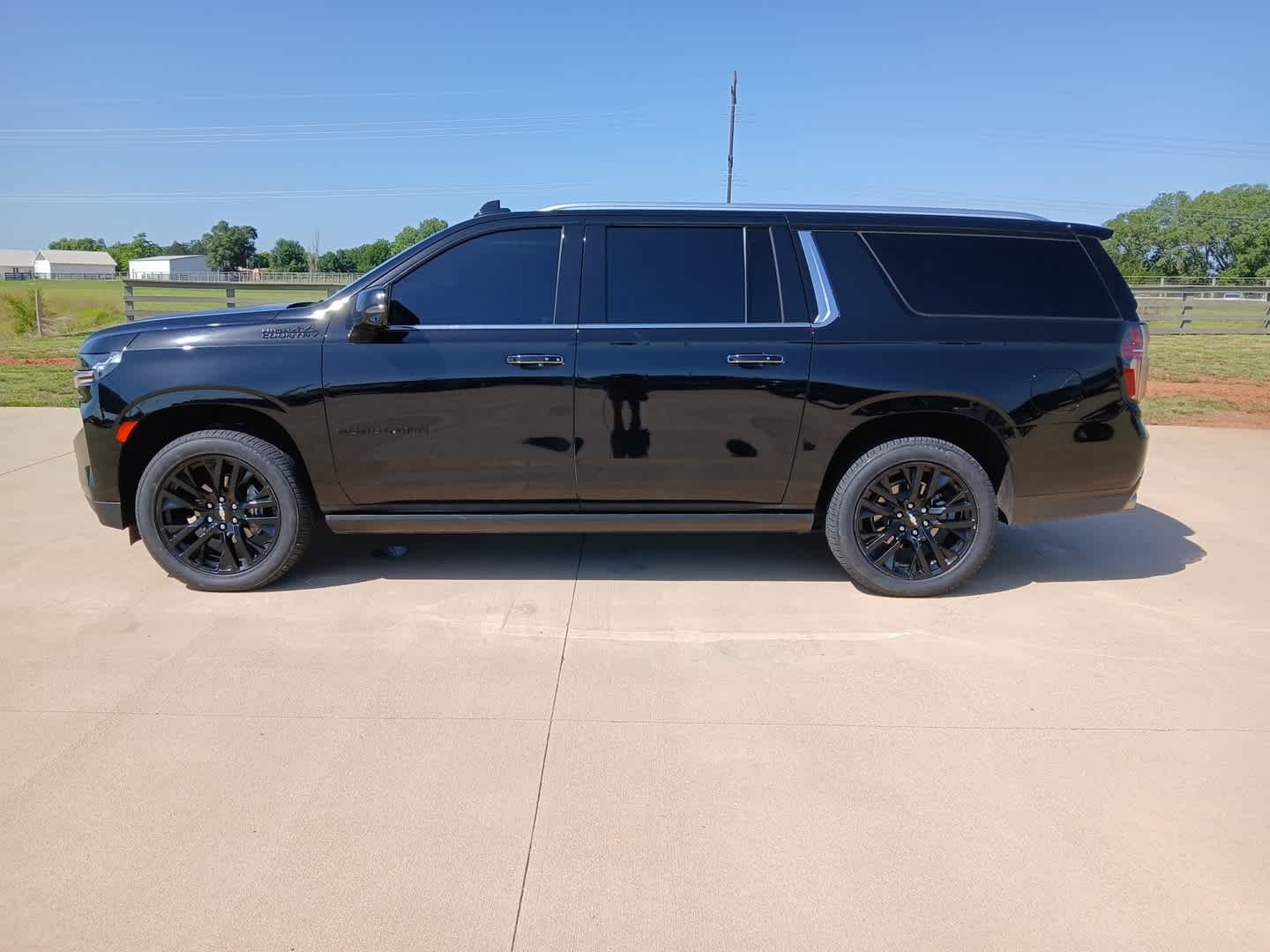 2024 Chevrolet Suburban 4WD High Country