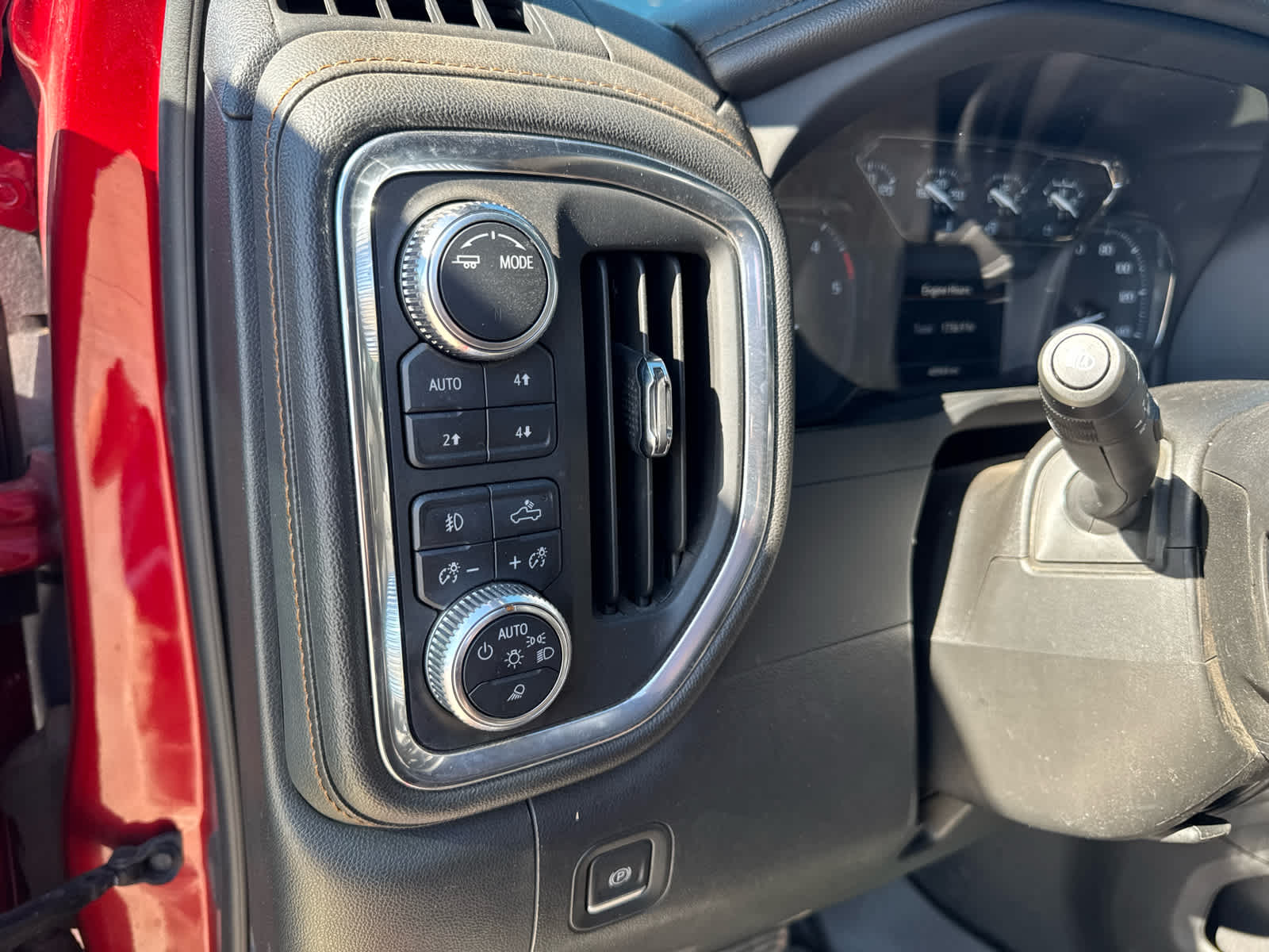 2023 GMC Sierra 2500HD 4WD Crew Cab Standard Bed AT4