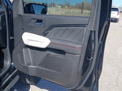 2023 GMC Canyon 4WD Crew Cab Short Box AT4X