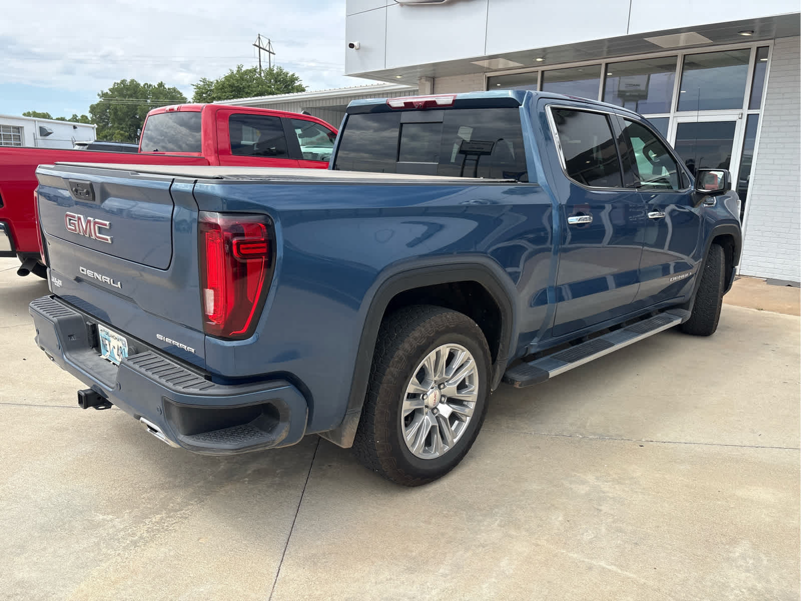 2025 GMC Sierra 1500 4WD Crew Cab Short Box Denali