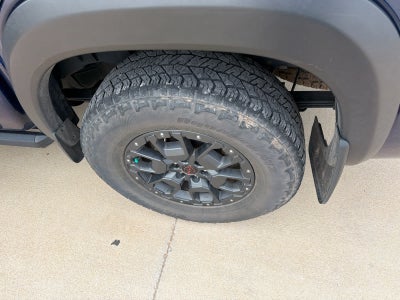 2023 Nissan Frontier Crew Cab PRO-4X 4x4