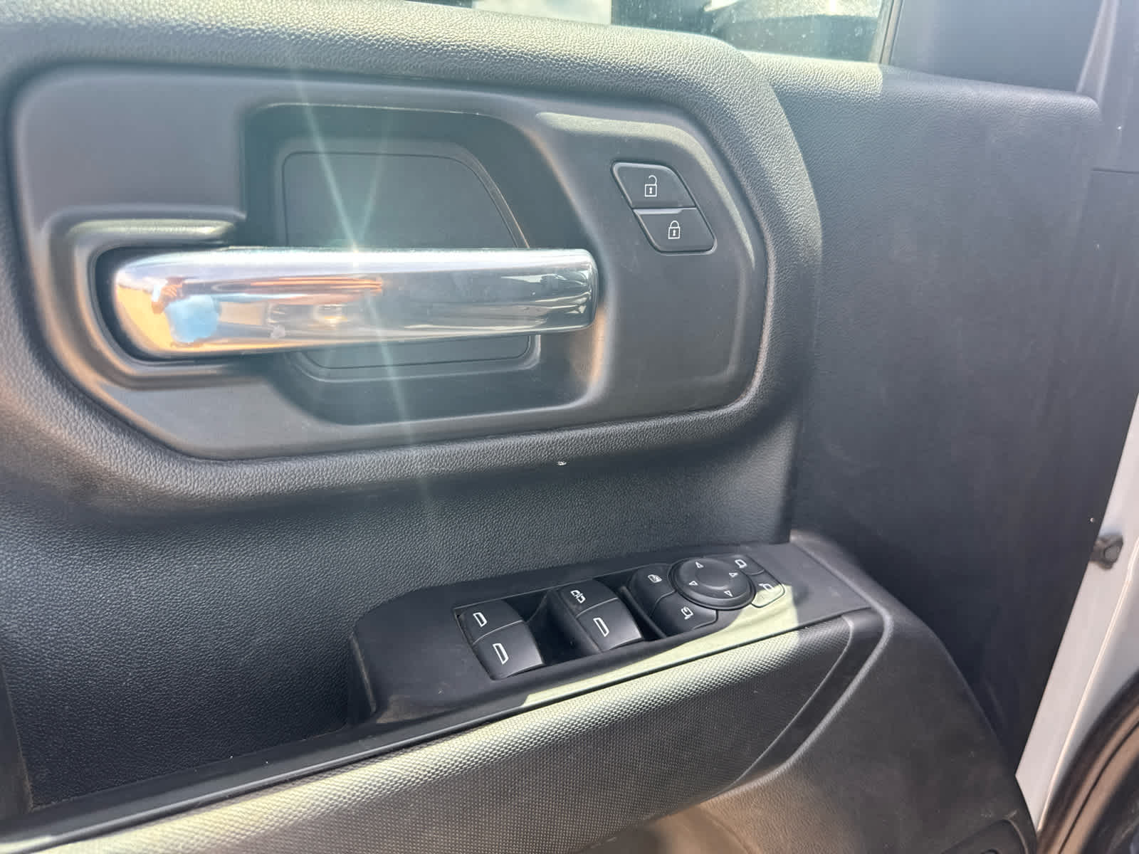 2024 Chevrolet Silverado 2500HD 4WD Crew Cab Standard Bed Custom