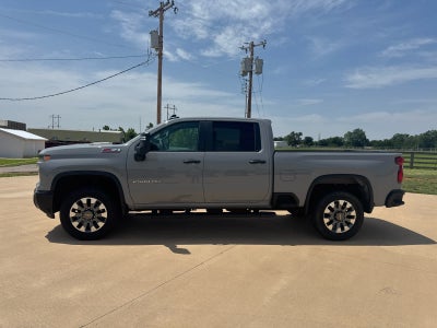 2024 Chevrolet Silverado 2500HD 4WD Crew Cab Standard Bed Custom