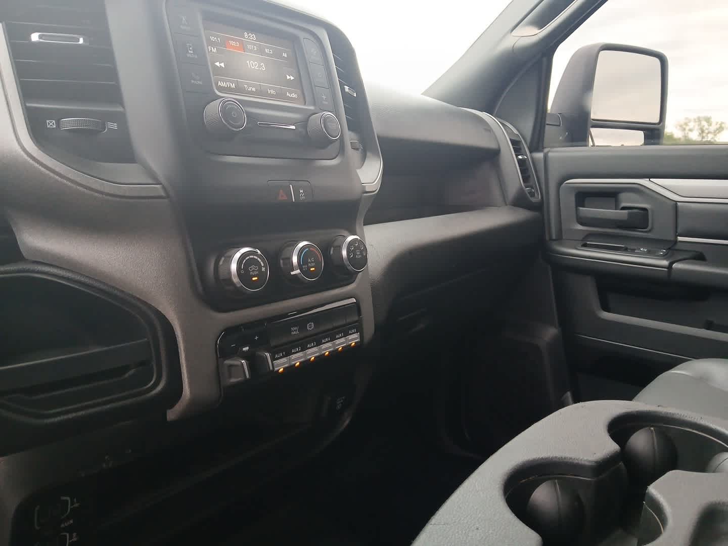 2024 RAM 3500 Tradesman Regular Cab 4x4 8' Box