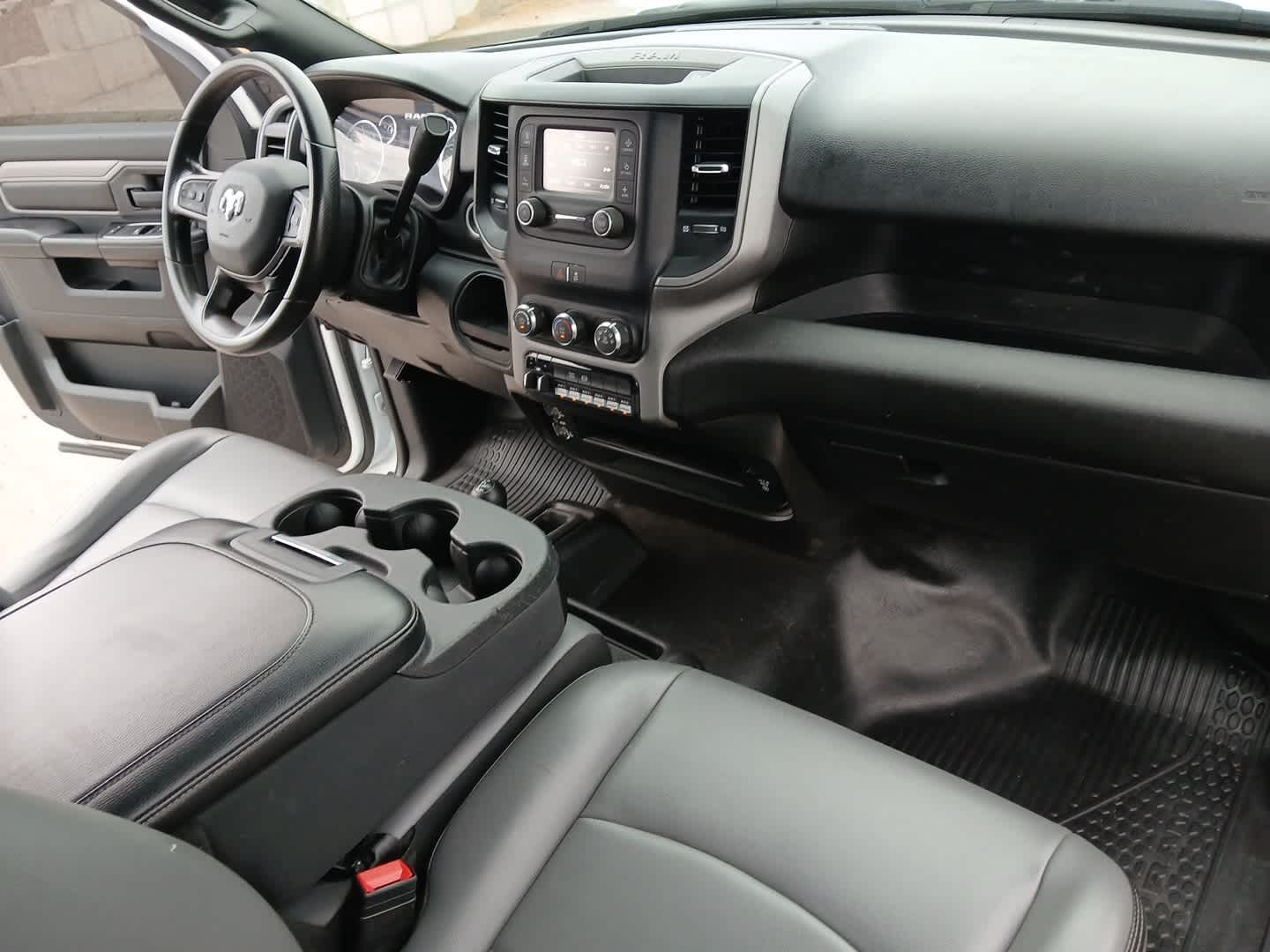 2024 RAM 3500 Tradesman Regular Cab 4x4 8' Box