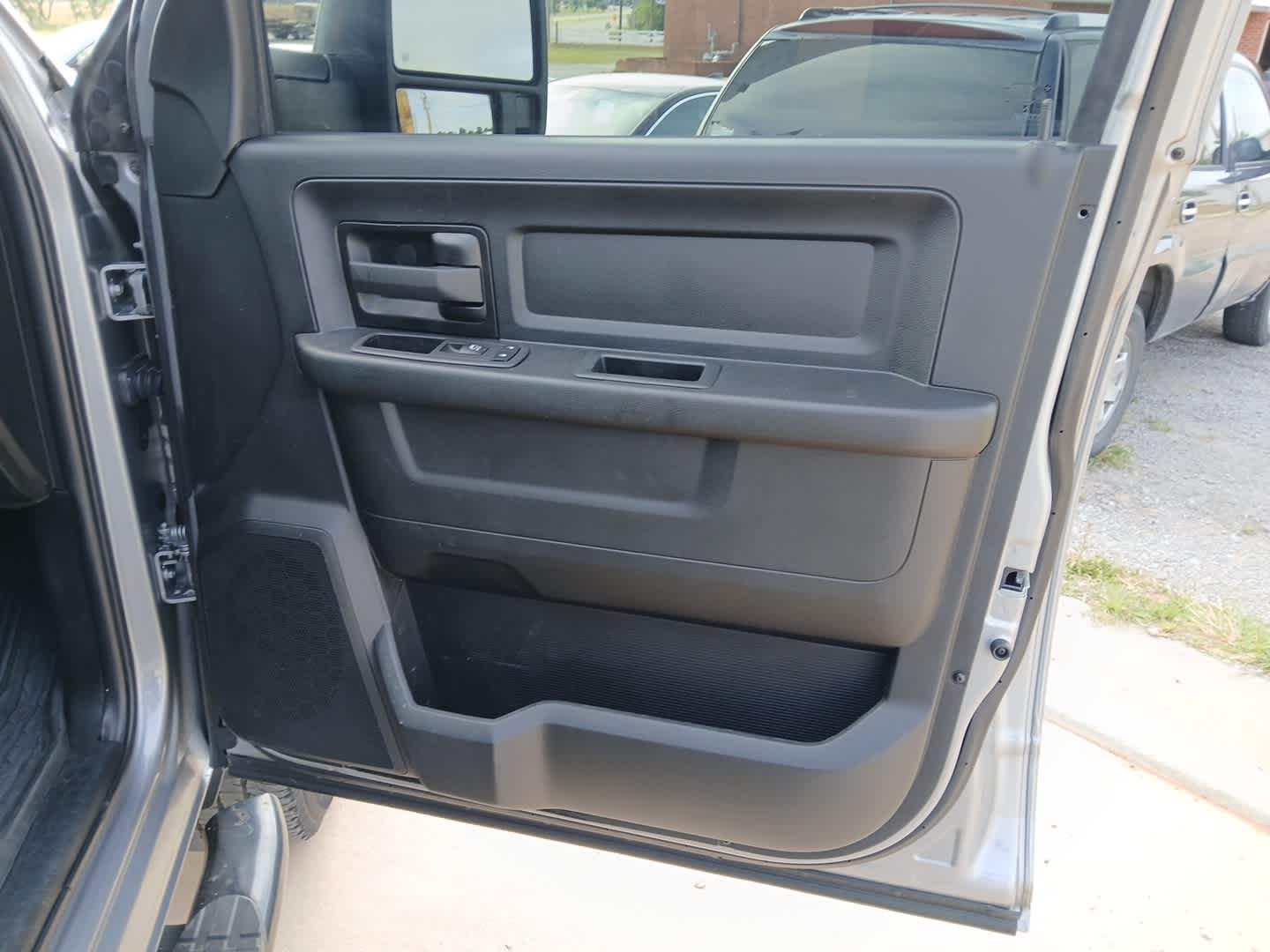 2023 RAM Ram 2500 Tradesman Crew Cab 4x4 6'4' Box