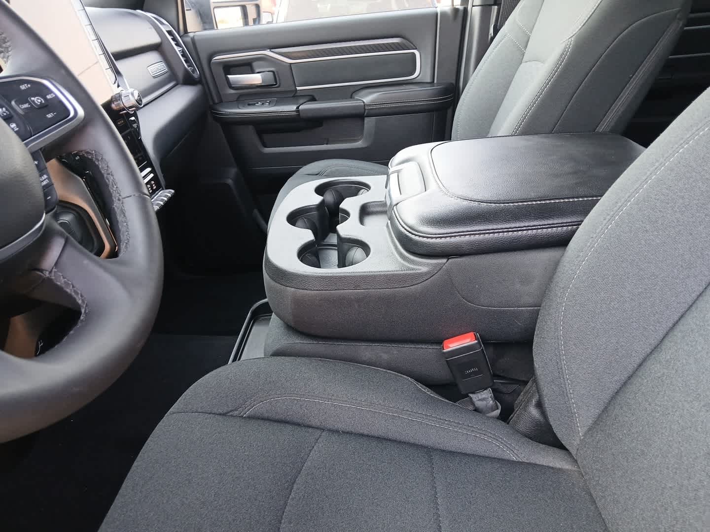 2025 RAM Ram 2500 Big Horn Crew Cab 4x4 6'4' Box