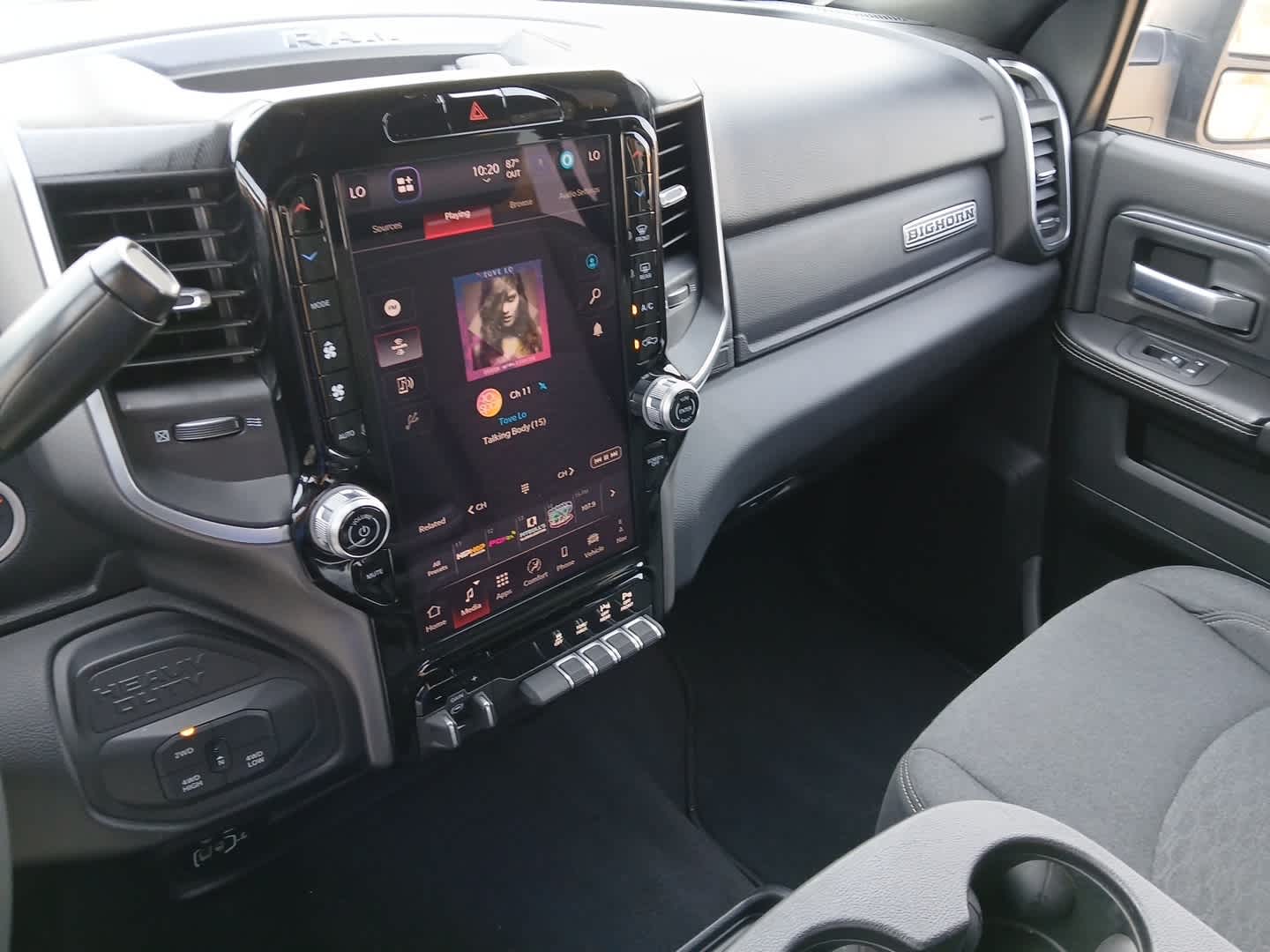 2025 RAM Ram 2500 Big Horn Crew Cab 4x4 6'4' Box