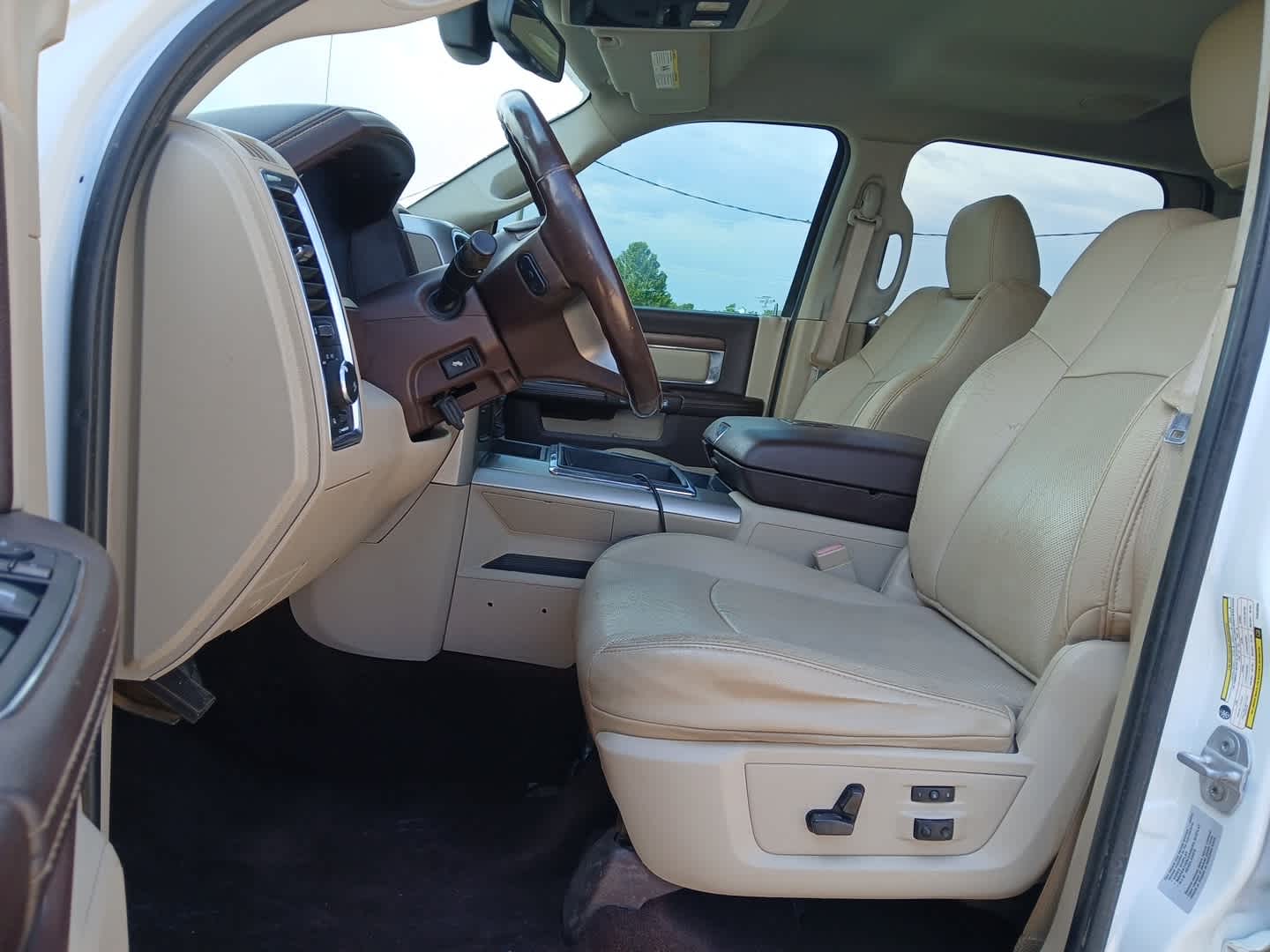 2015 RAM Ram 2500 Laramie