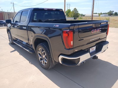2022 GMC Sierra 1500 4WD Crew Cab Short Box SLT