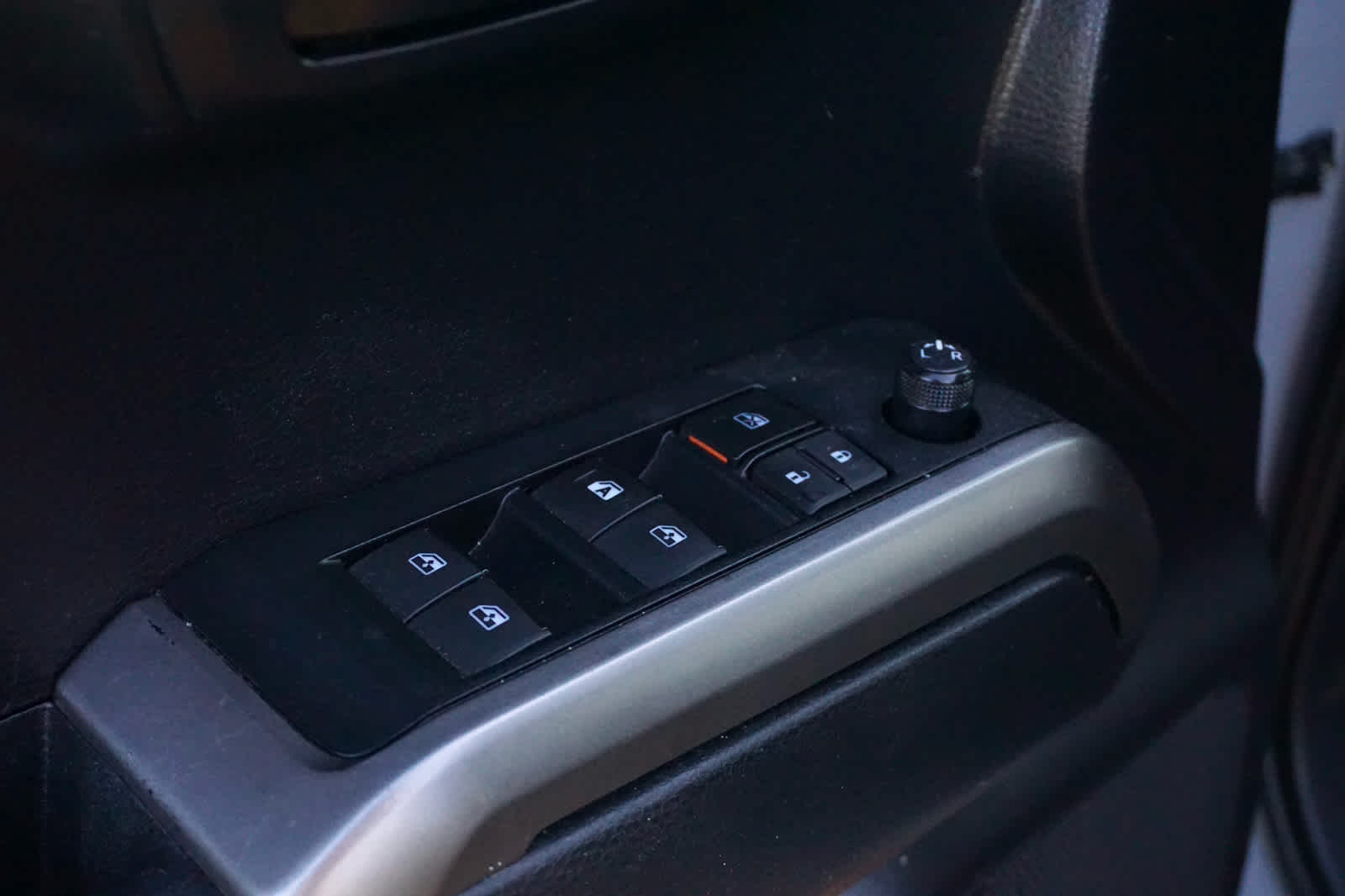 2021 Toyota Tacoma 2WD SR5