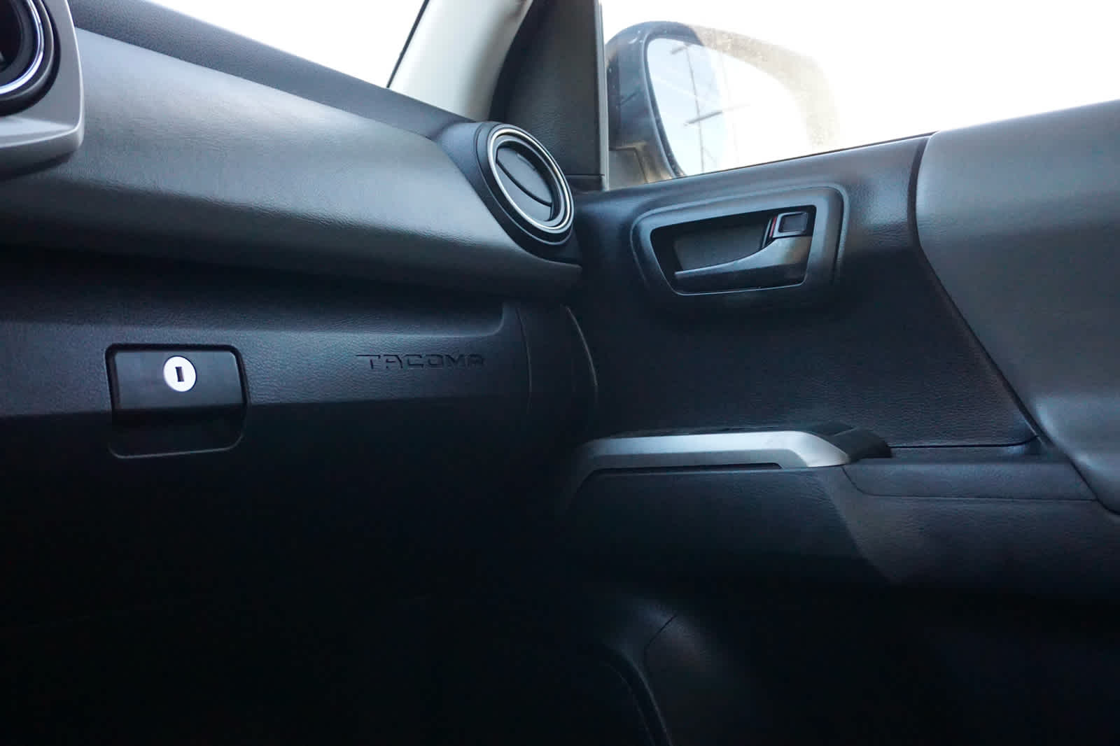 2021 Toyota Tacoma 2WD SR5