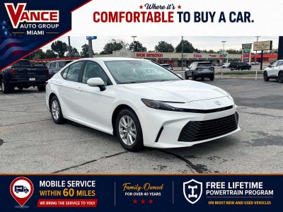 2025 Toyota Camry LE
