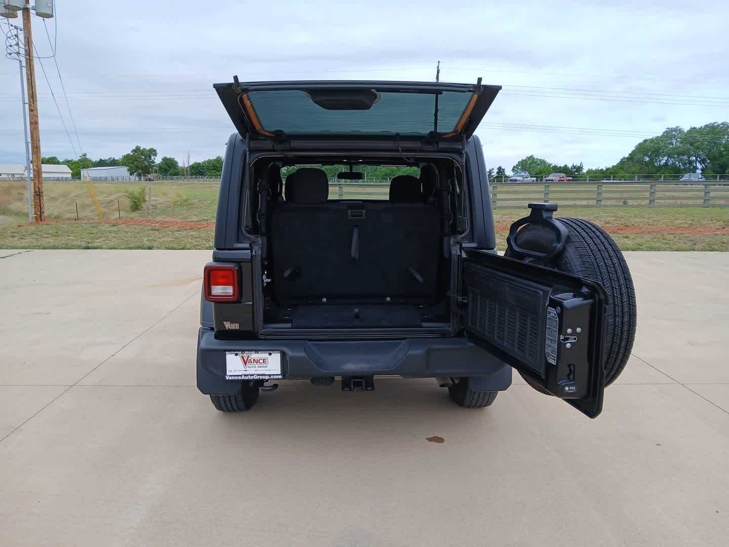 2022 Jeep Wrangler Sport S