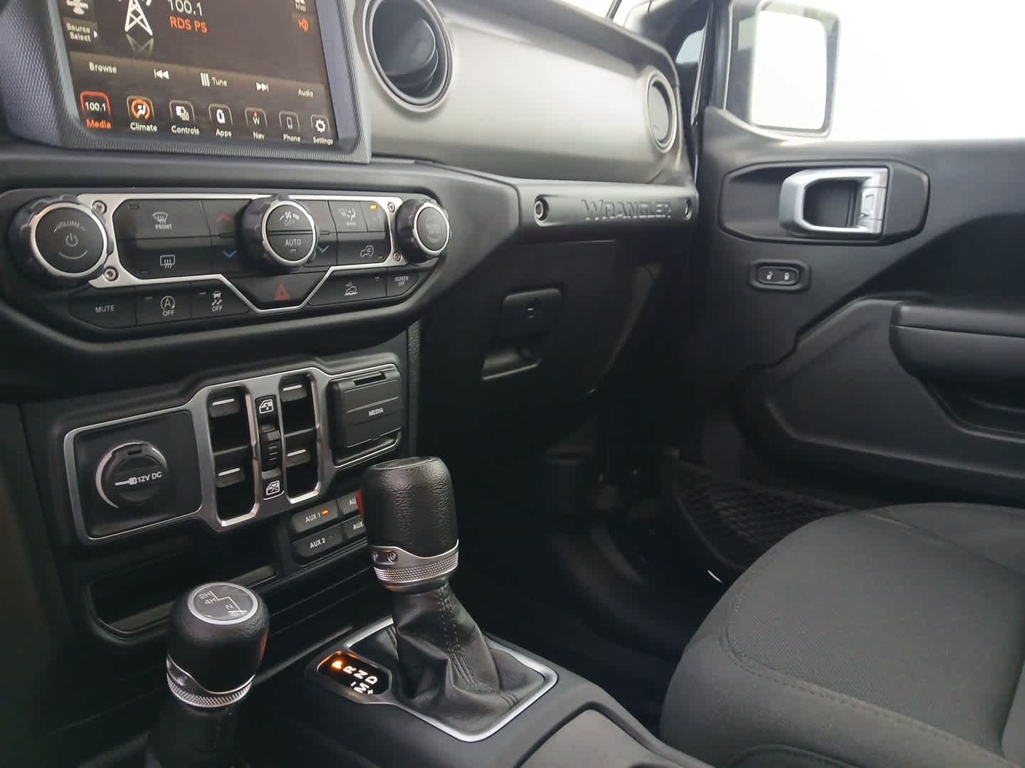 2022 Jeep Wrangler Unlimited Willys