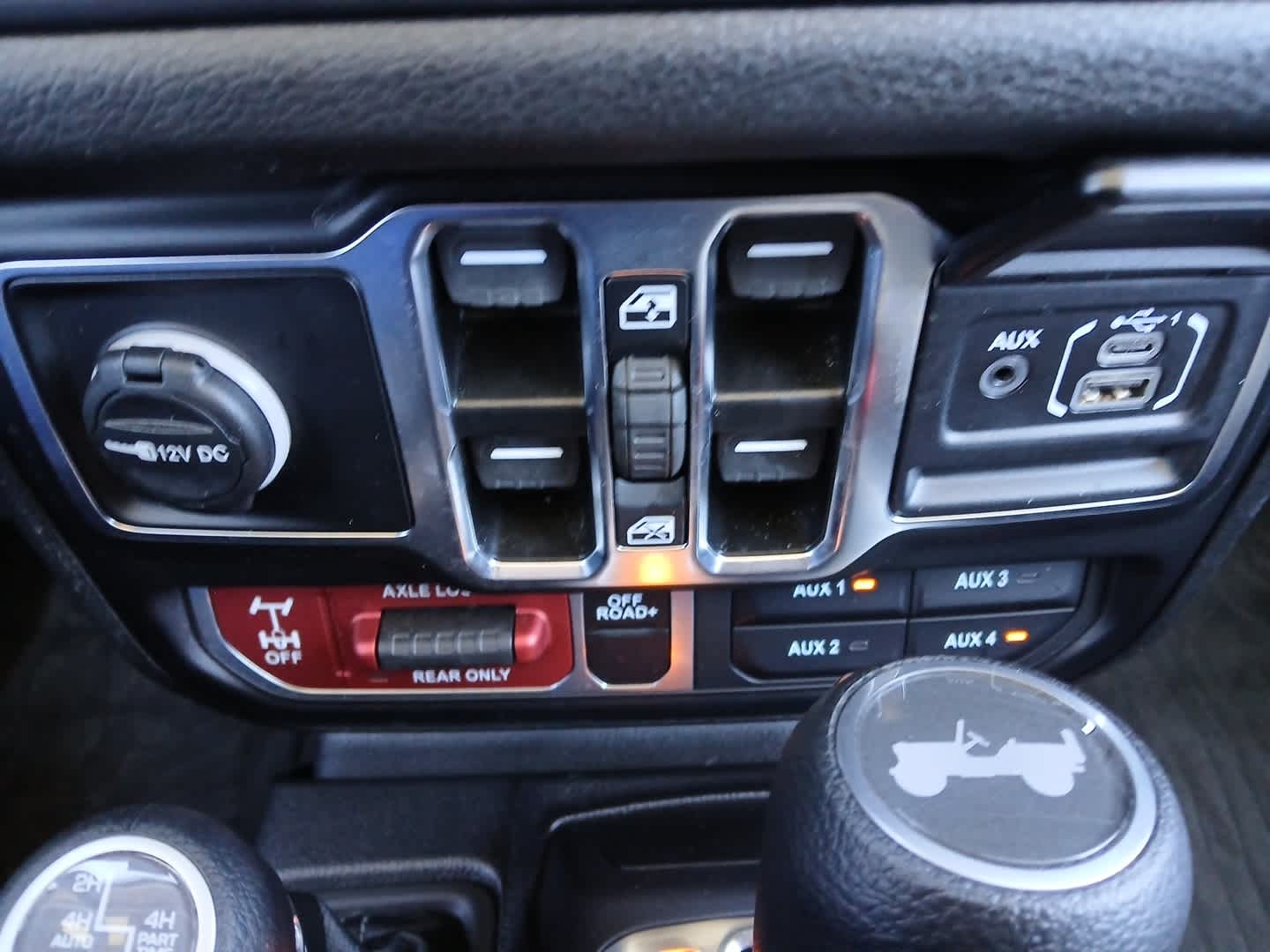 2025 Jeep Wrangler 4xe Willys