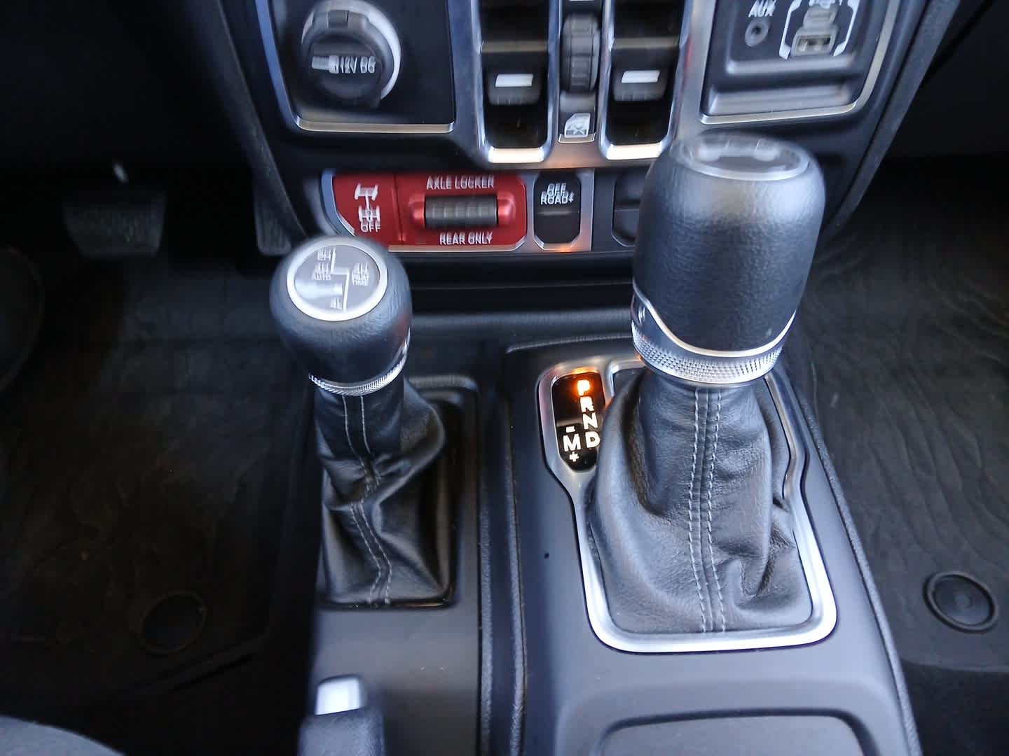 2025 Jeep Wrangler 4xe Willys